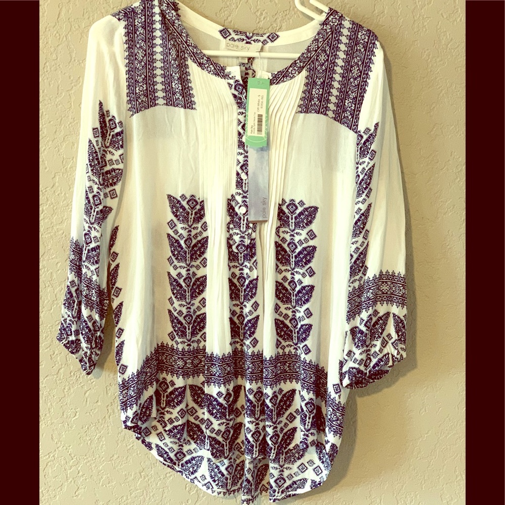 Stitch Fix Amely Split Neck top